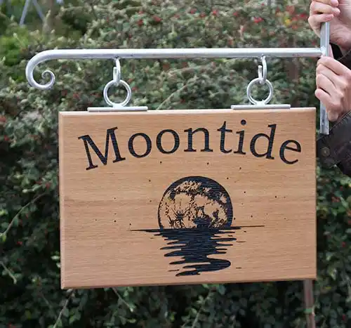 Wooden Sign - Galvanised Bracket