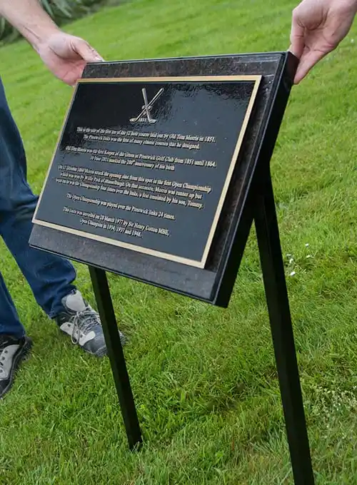 Bromze Plaques