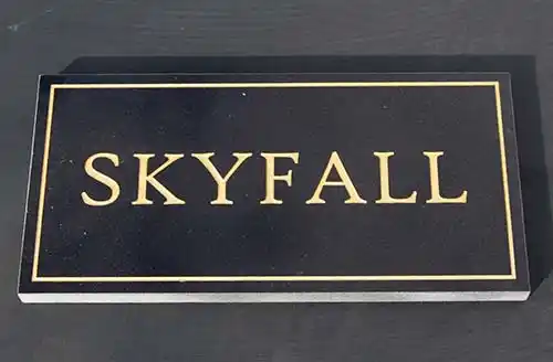 Granite House Sign