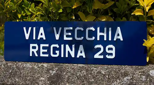 Vintage number plate style house sign in enamelled aluminium Vintage number plate style house sign in enamelled aluminium