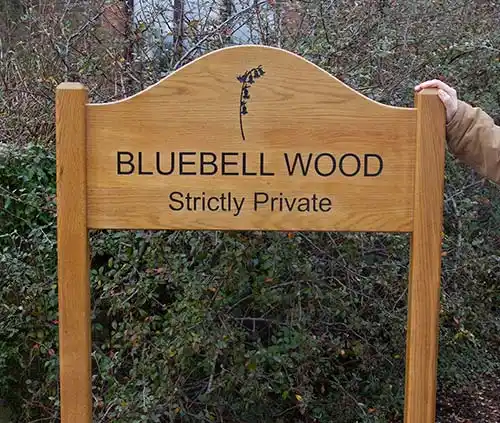 Arch Top Oak Sign On Posts