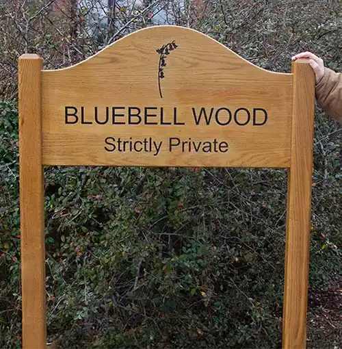 Oak Sign with Arch Top Moriced into the Posts